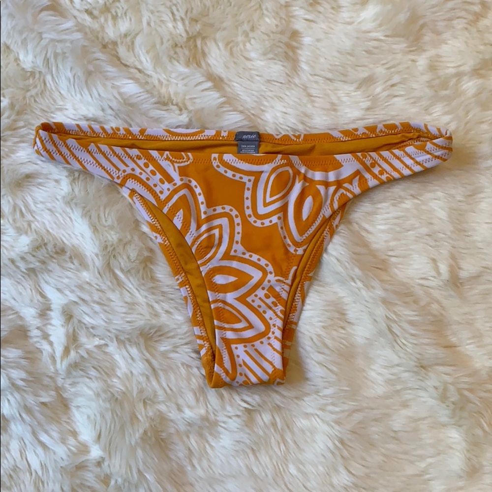 AEO Orange And White Floral Mandala Print Bikini